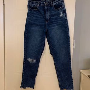 American Eagle Mom Jeans